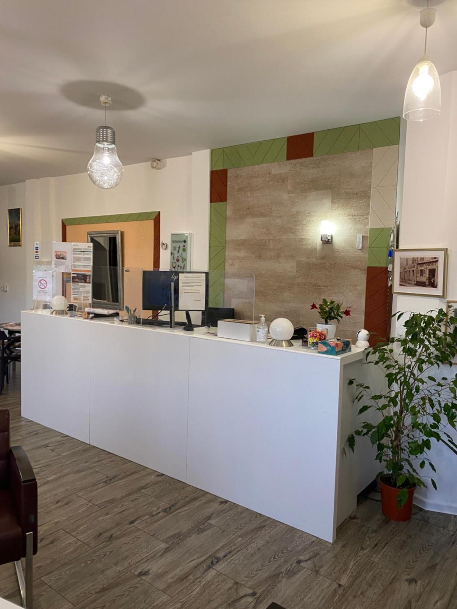 Hôtel Le Saint Amand Buitenkant foto